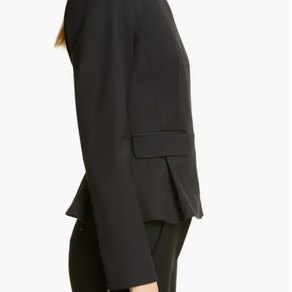 Ted Baker ‘Zameli’ peplum blazer in black. Individualist line. Size 8 (Ted 3) - Picture 3 of 6